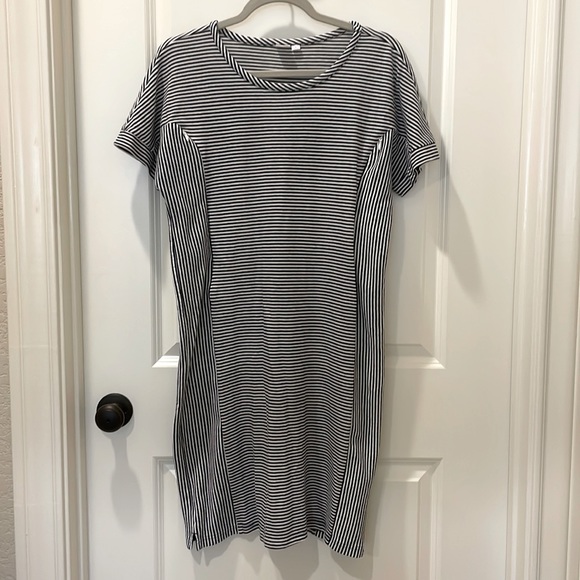 GAP Dresses & Skirts - Gap Maternity | Navy Striped Nursing Dress